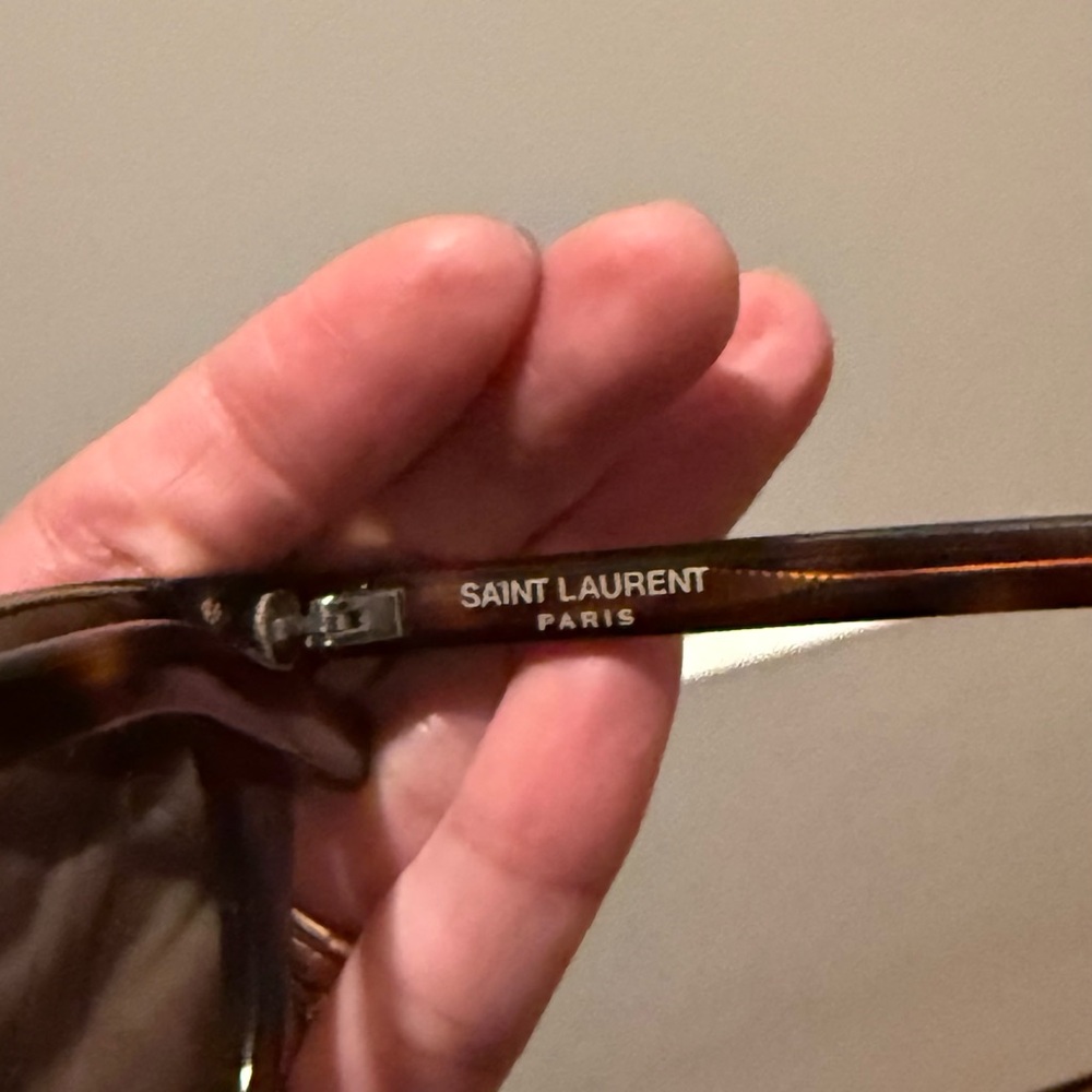 Saint Laurent “Stella” tortoise cat eye sunglasses in Havana/green - Picture 8 of 11